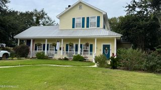 107 Wenmar Avenue, Pass Christian, MS 39571