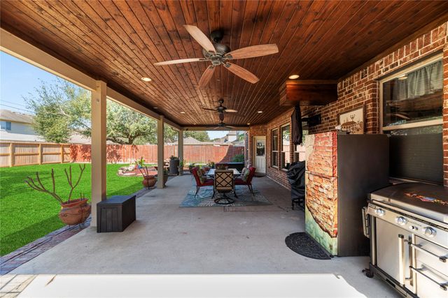 6026 Emberwood Falls Drive, Katy, TX 77494