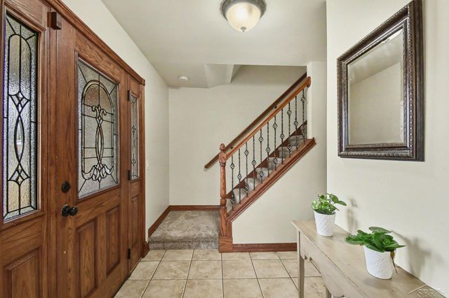 359 Holbrook Lane, Saginaw Twp, MI 48638