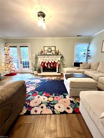 2004 Dawnee Brook TRL N, Chesapeake, VA 23320