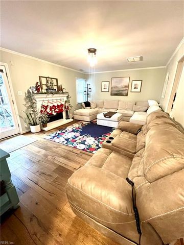 2004 Dawnee Brook TRL N, Chesapeake, VA 23320