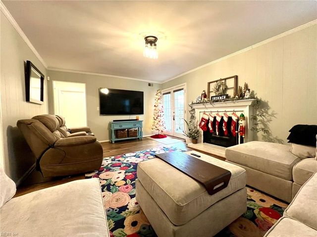 2004 Dawnee Brook TRL N, Chesapeake, VA 23320