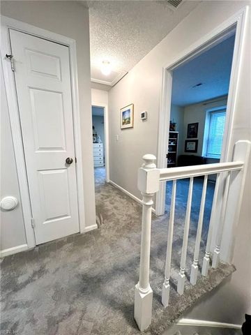 2004 Dawnee Brook TRL N, Chesapeake, VA 23320