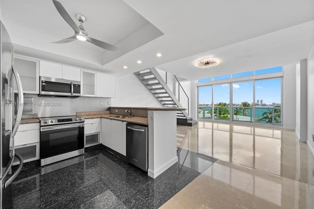 2000 Bay Dr 404, Miami Beach, FL 33141