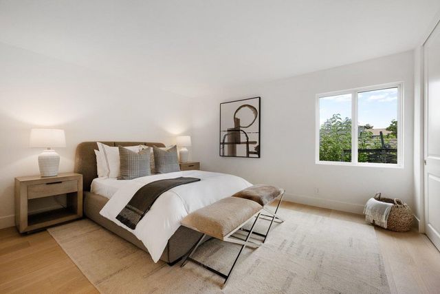 1205 Bayswater Avenue, Burlingame, CA 94010