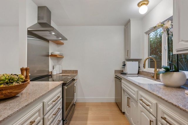 1205 Bayswater Avenue, Burlingame, CA 94010