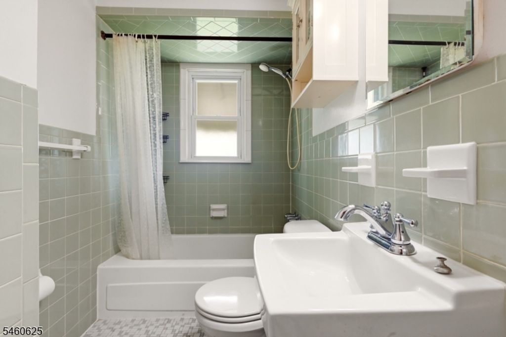 33 Willow Ave, Woodbridge Twp., NJ 08830 — photo 3