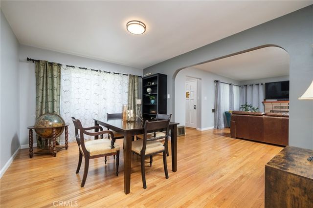 1552 Hacienda Place, Pomona, CA 91768