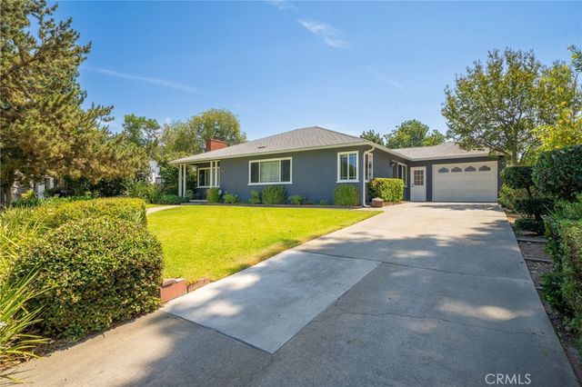 1552 Hacienda Place, Pomona, CA 91768