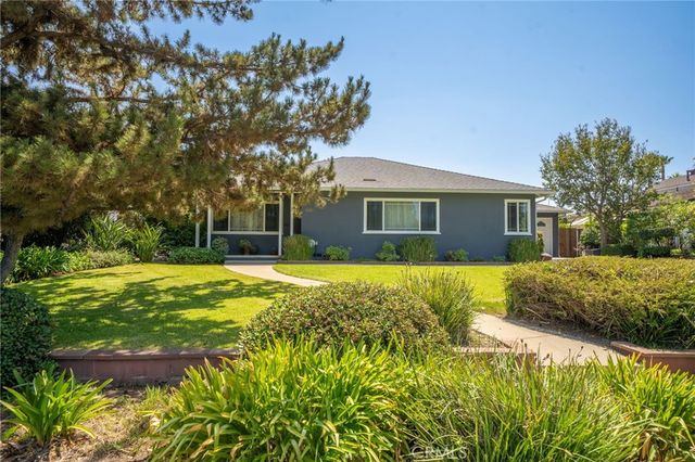 1552 Hacienda Place, Pomona, CA 91768