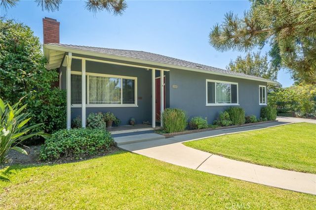 1552 Hacienda Place, Pomona, CA 91768