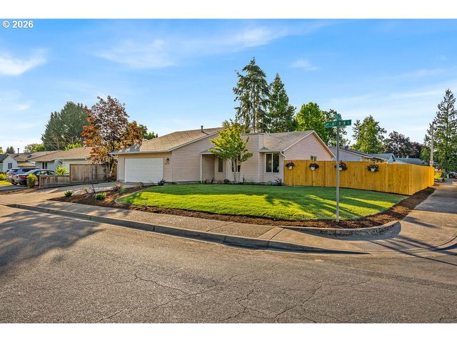 957 Ne KATHRYN St, Hillsboro, OR 97124