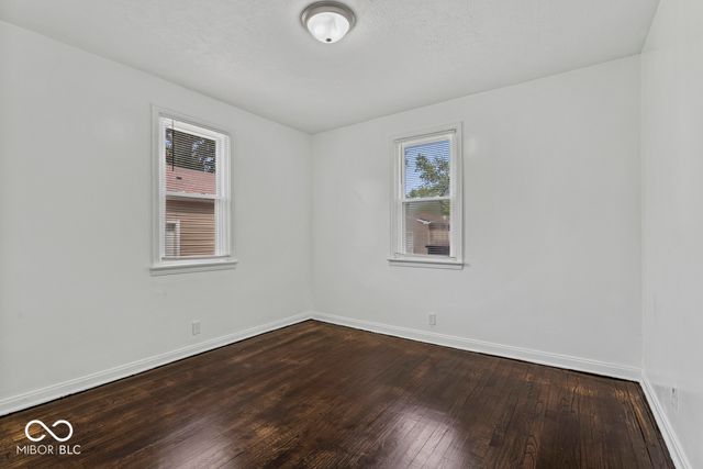 1229 N Somerset Avenue, Indianapolis, IN 46222