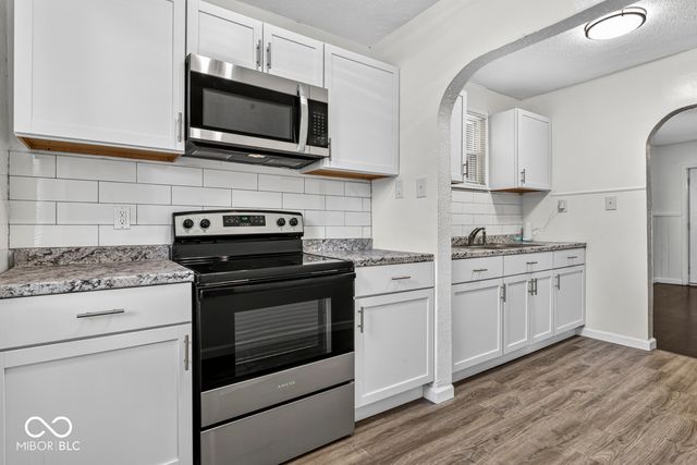 1229 N Somerset Avenue, Indianapolis, IN 46222