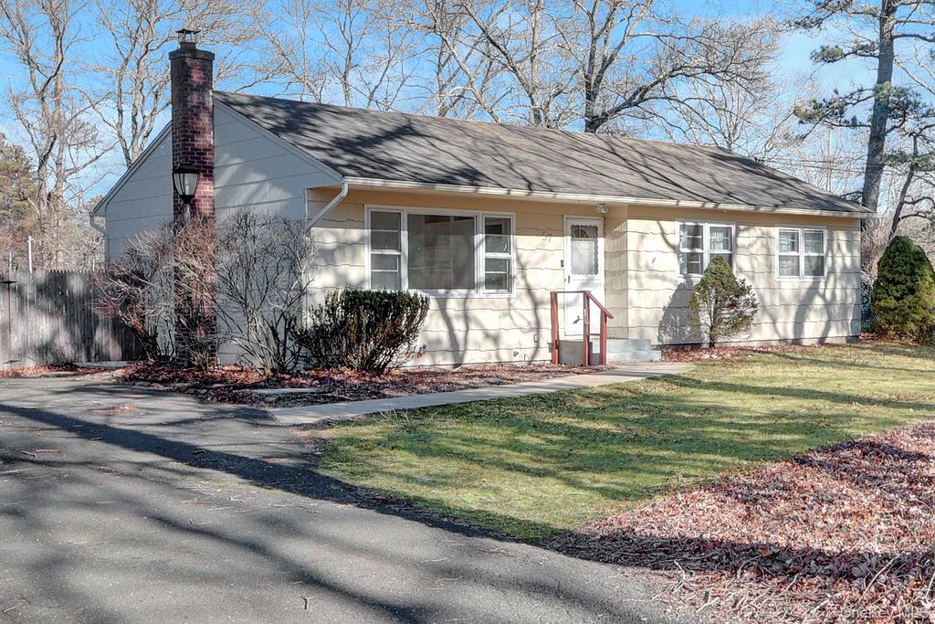 57 Middle Island Avenue, Medford, NY 11763 — exterior