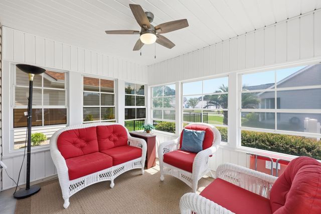 274 Palladium Dr., Surfside Beach, SC 29575