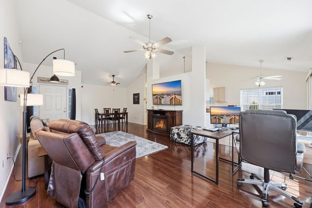 274 Palladium Dr., Surfside Beach, SC 29575