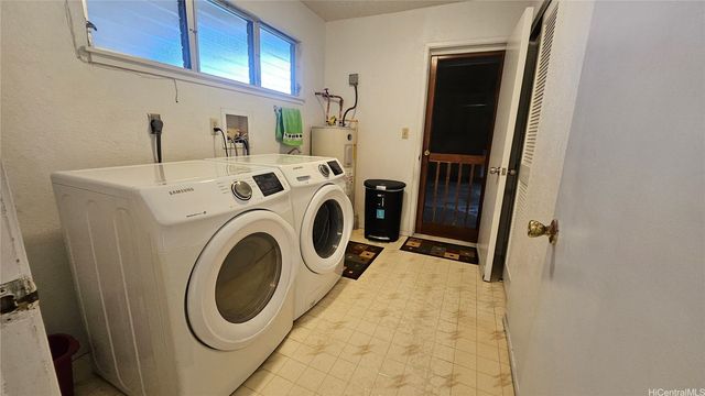 590 Keolu Drive, Kailua, HI 96734