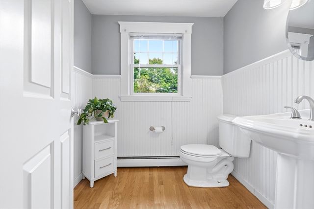 34 Washington Ave, Burlington, MA 01803