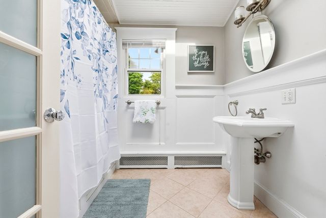 34 Washington Ave, Burlington, MA 01803