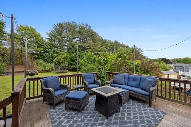 34 Washington Ave, Burlington, MA 01803