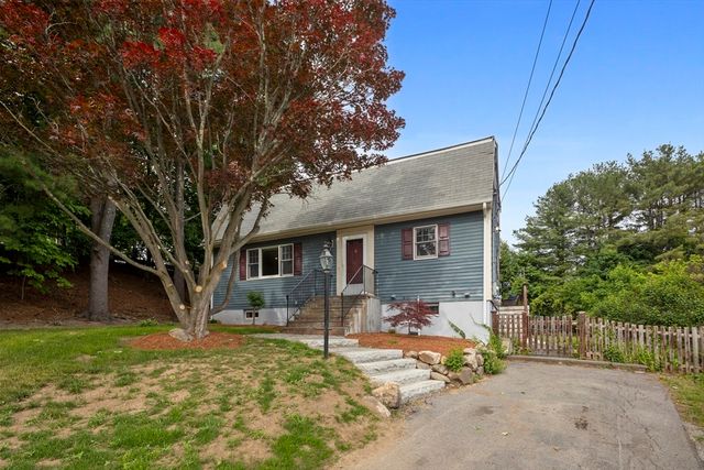 34 Washington Ave, Burlington, MA 01803