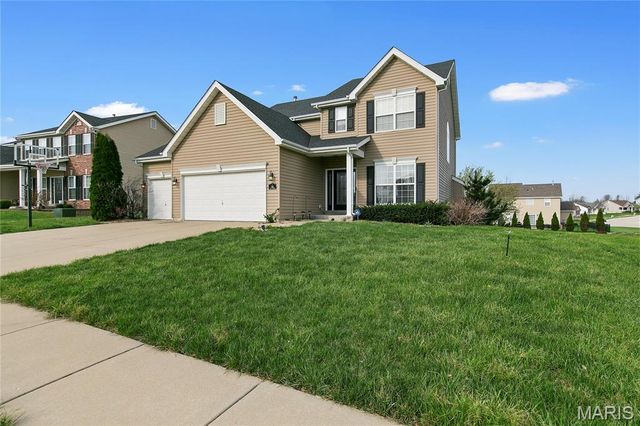 704 Julia Elizabeth Drive, Wentzville, MO 63385