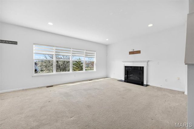 704 Julia Elizabeth Drive, Wentzville, MO 63385