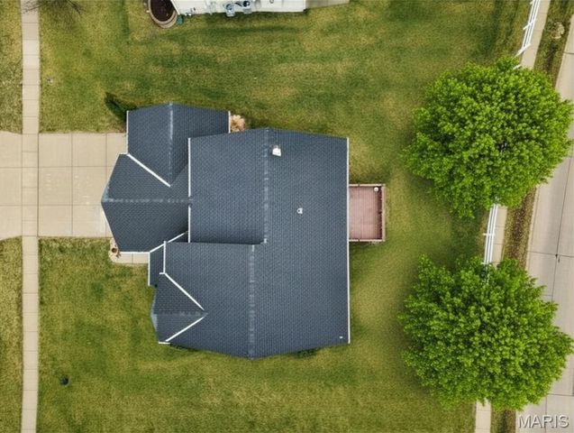 704 Julia Elizabeth Drive, Wentzville, MO 63385
