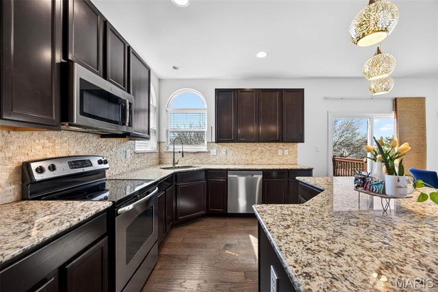 704 Julia Elizabeth Drive, Wentzville, MO 63385