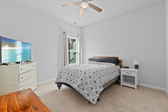 148 Haverhill St, Summerville, SC 29486