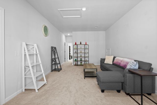 148 Haverhill St, Summerville, SC 29486