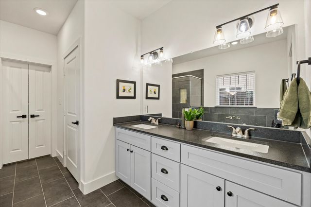 2040 Salina Circle, Granbury, TX 76048