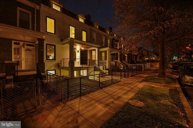 951 SHEPHERD ST NW, Washington, DC 20011