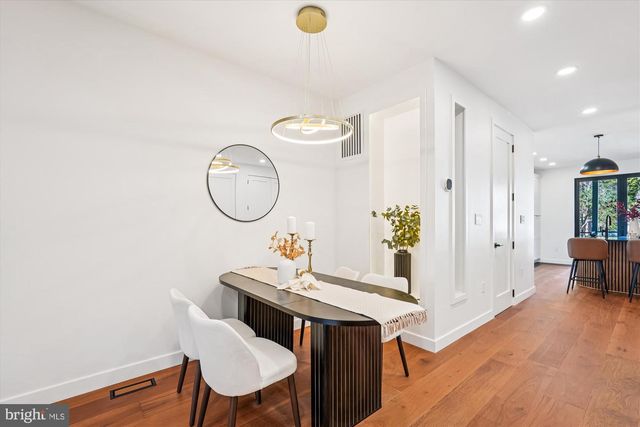 951 SHEPHERD ST NW, Washington, DC 20011