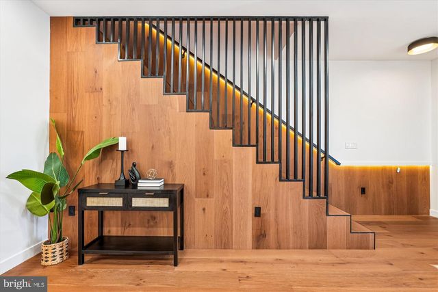 951 SHEPHERD ST NW, Washington, DC 20011