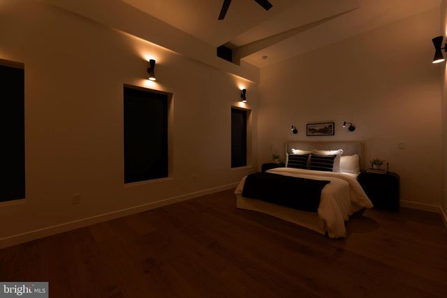 951 SHEPHERD ST NW, Washington, DC 20011