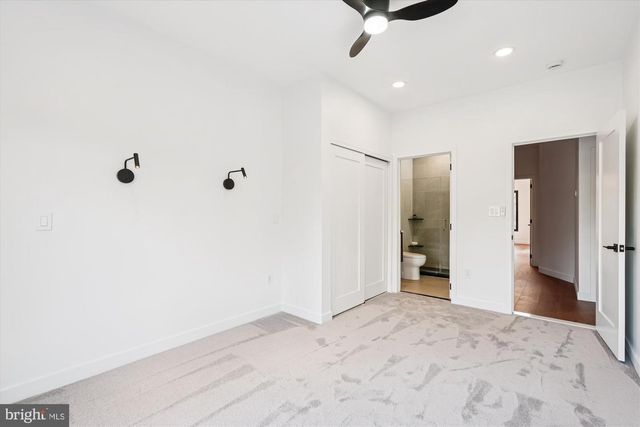 951 SHEPHERD ST NW, Washington, DC 20011