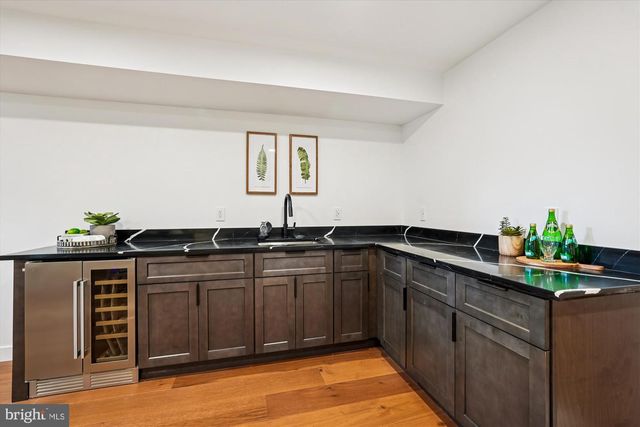 951 SHEPHERD ST NW, Washington, DC 20011