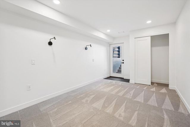 951 SHEPHERD ST NW, Washington, DC 20011