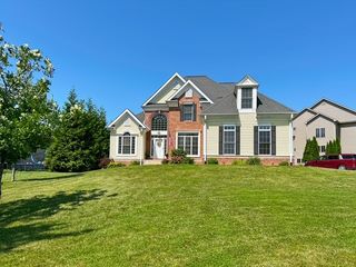 1255 Iowa Street, Pella, IA 50219