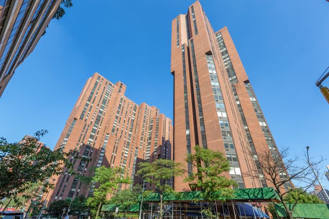 1641 3rd Ave Apt 16C, New York City, NY 10128
