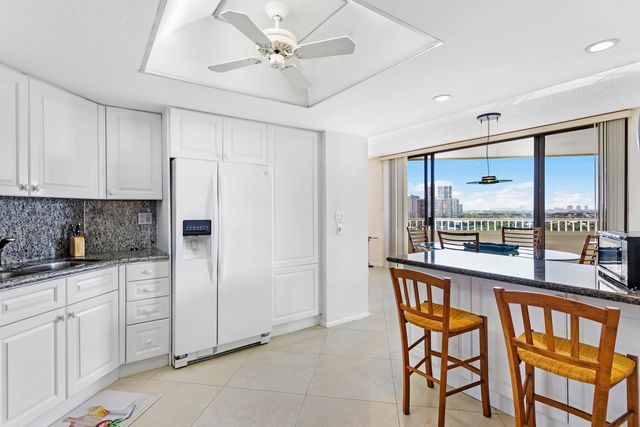 5080 N Ocean Drive 9d, Singer Island, FL 33404