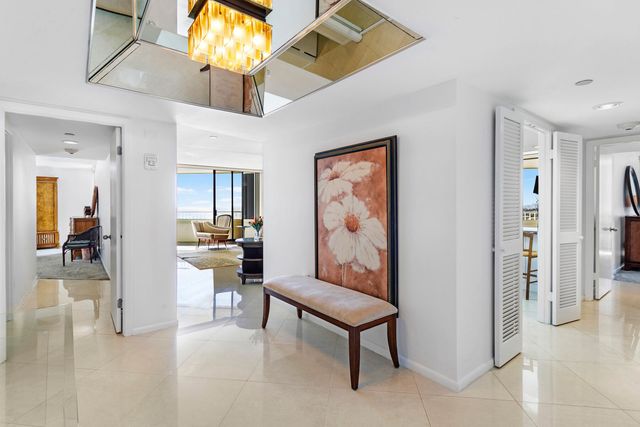 5080 N Ocean Drive 9d, Singer Island, FL 33404