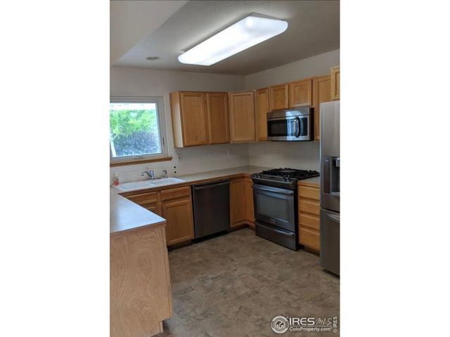 941 S Rachel Ave, Milliken, CO 80543