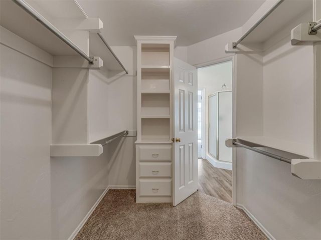 2700 Woodhollow Trail, Edmond, OK 73012