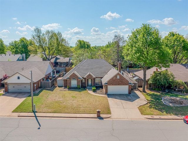 2700 Woodhollow Trail, Edmond, OK 73012