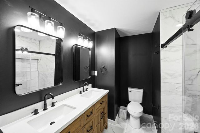 1047 White Plains Road, Charlotte, NC 28213