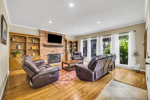 10329 S Granite Avenue, Tulsa, OK 74137