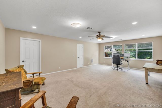 10329 S Granite Avenue, Tulsa, OK 74137